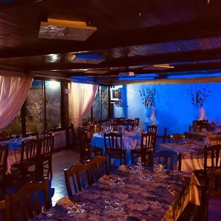 Πανσιόν La Perla Jonica